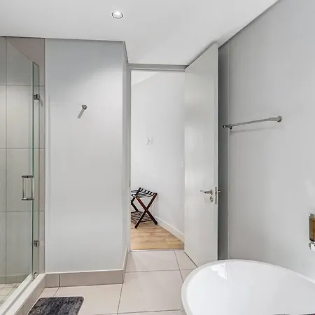 2 Bed Luxury Apartment, Ellipse, Waterfall Midrand Exterior foto