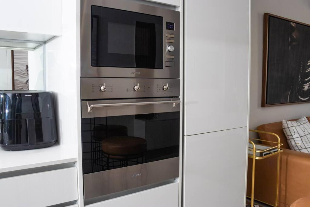 2 Bed Luxury Apartment, Ellipse, Waterfall
